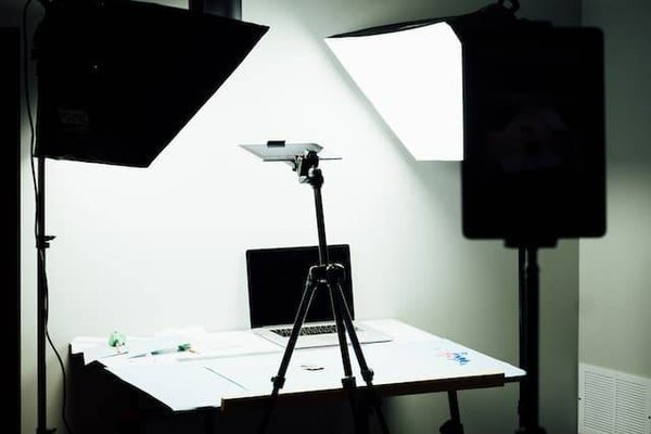 Quels sont les accessoires indispensables pour son matériel photo ?